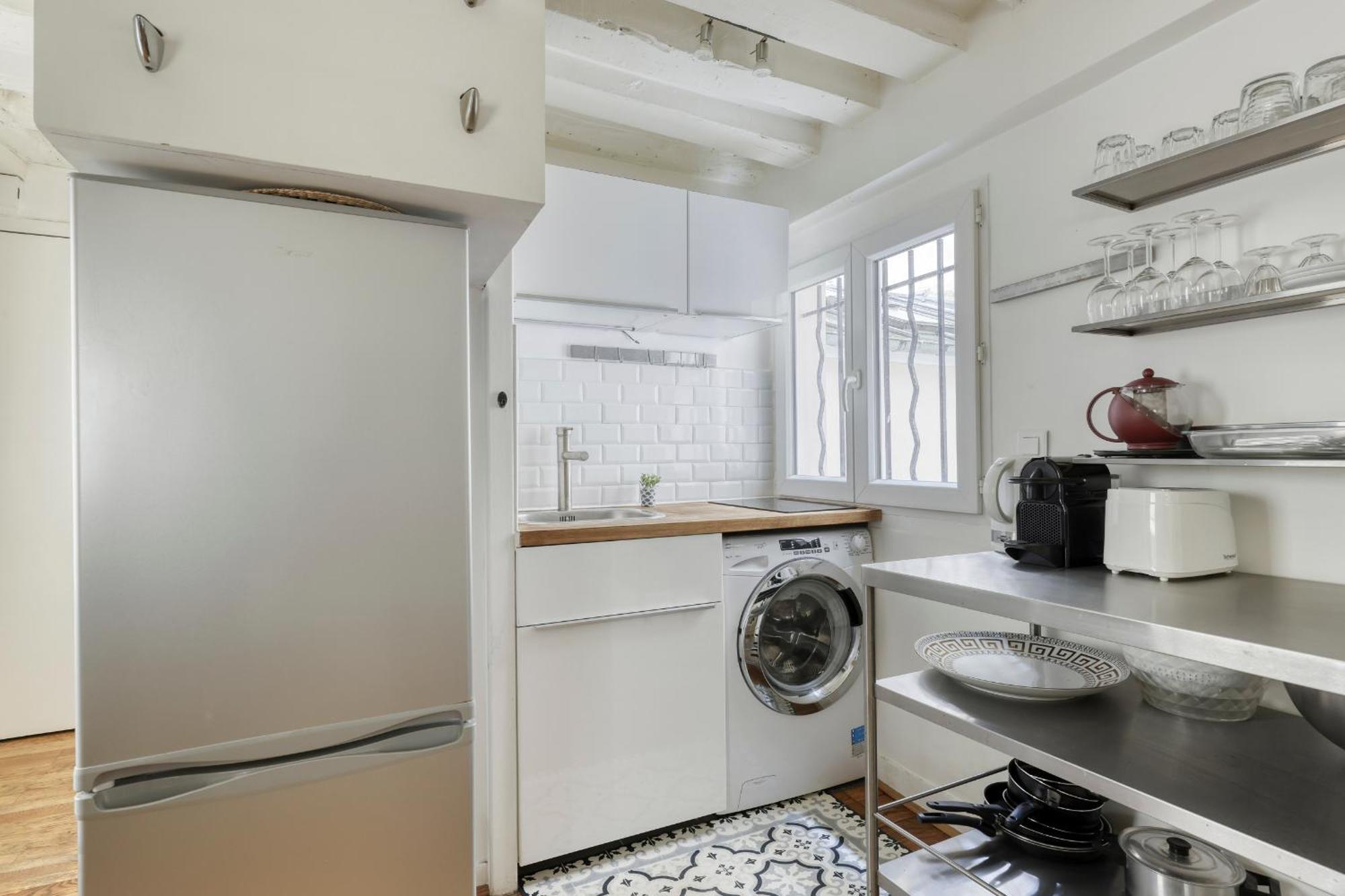 Apartment Warm & Cozy T2 In The Heart Of 02 *